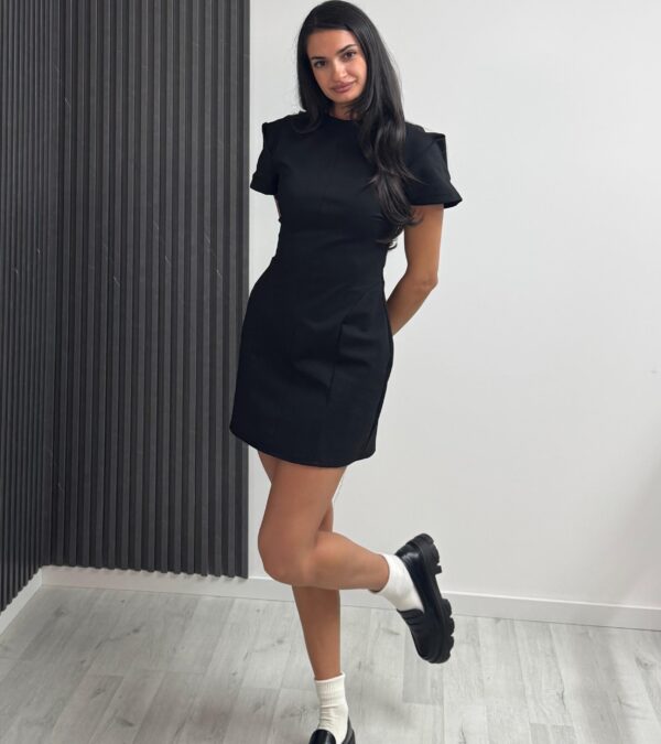 dress wanda